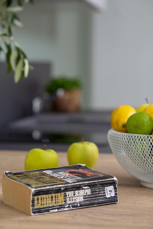 City Center Studio Apartment Nina โปเรช ภายนอก รูปภาพ